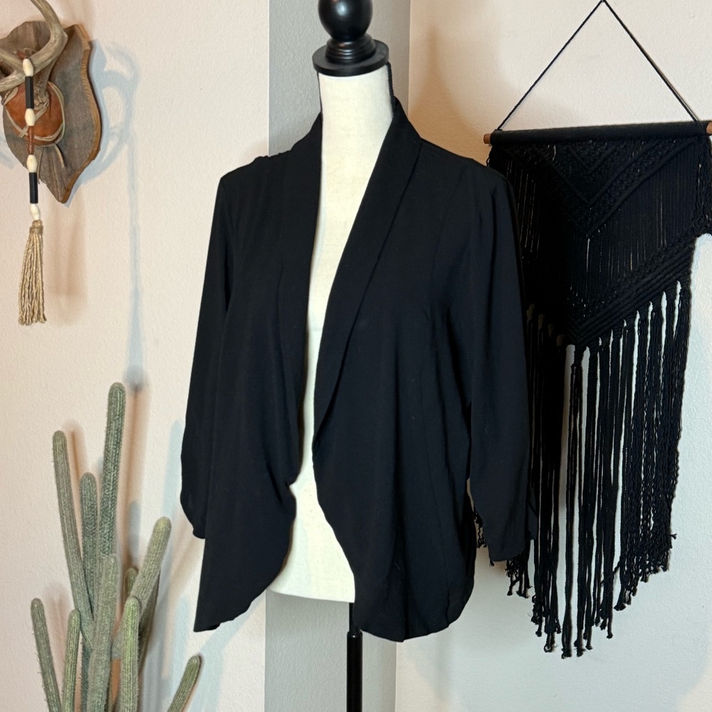 Torrid Open-Front Crop Blazer